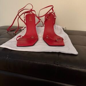 Sandal